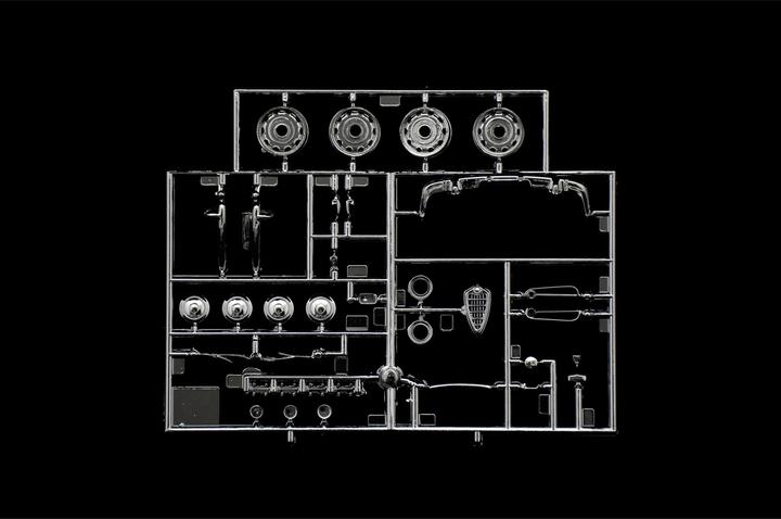 Image du produit 1:24 Alfa Romeo Guilia 1600 Spider