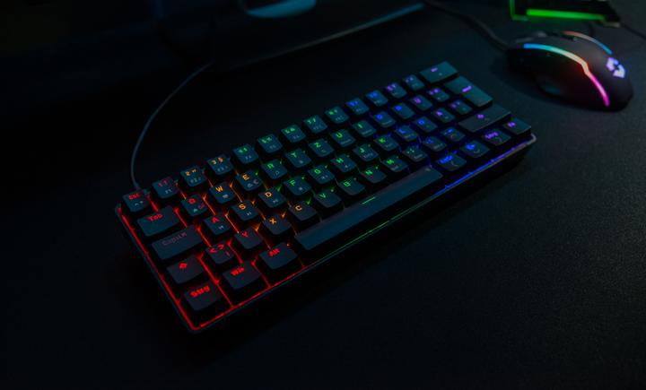 Produktbild Speedlink ATMOS RGB Rainbow Mechanical 60% Gaming Keyboard with brown switches, black - DE layout (DE, Kabelgebunden, Kabellos)