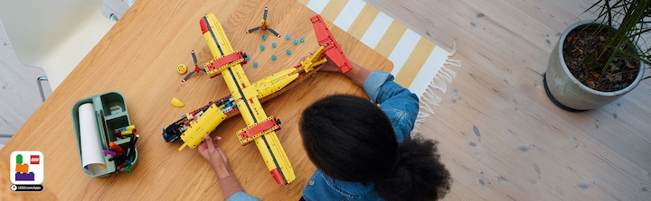 Produktbild LEGO Firefighter Aircraft (42152, LEGO Technic)
