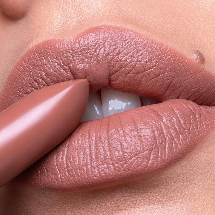 Actual product image Catrice Lipstick Full Satin Nude 030 nude (030 Nude)