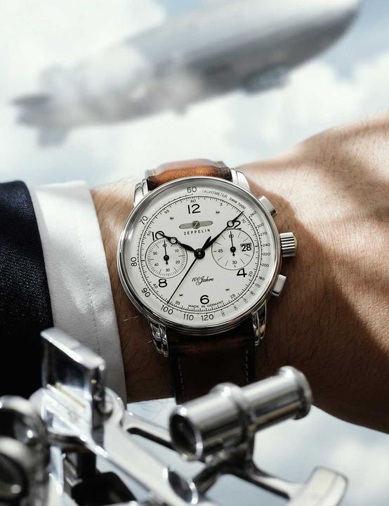 Produktbild Zeppelin 8676-1 Chronograph 100 Jahre 42mm 5ATM (Chronograph, 42 mm)