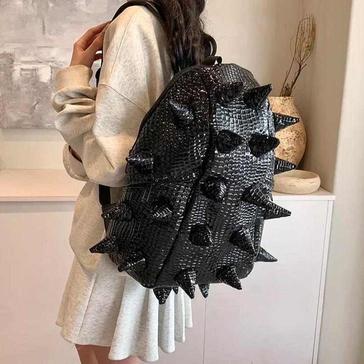 Actual product image Only-Bags.Store Ein Rucksack im Punk-Stil, ein modischer Igel, eine grosse geräumige Reisetasche aus Kunstleder