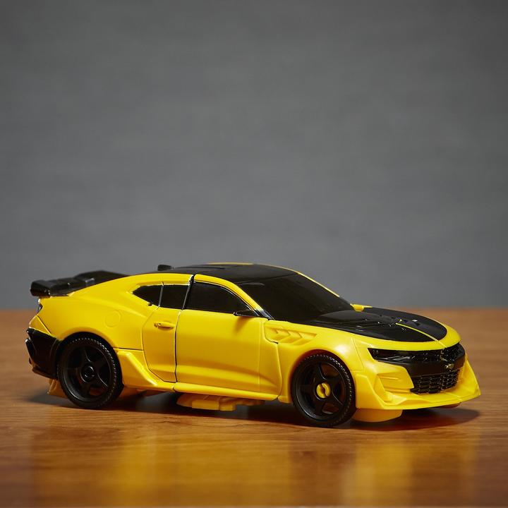 Actual product image Transformers Movie 5 Knight Armor Turbo Changer Bumblebee