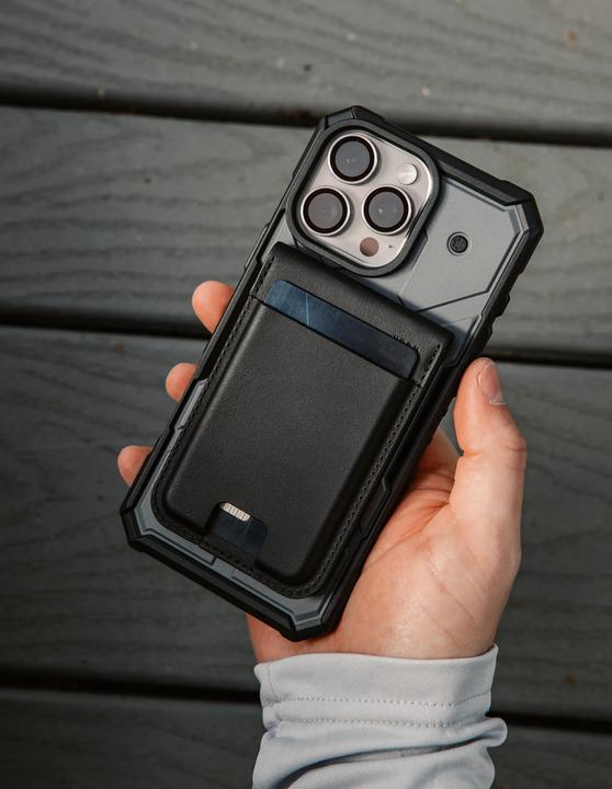 Produktbild UAG Metropolis Wallet PU (Apple iPhone 15, Apple iPhone 13 mini, Apple iPhone 14 Plus, Apple iPhone 15 Pro Max, Apple iPhone 16 Plus, Apple iPhone 12 Pro Max, Apple iPhone 13 Pro Max, Realme 12 Pro+, Apple iPhone 12 mini, Apple iPhone 16 Pro Max, Apple iPhone 14, Apple iPhone 14 Pro Max)