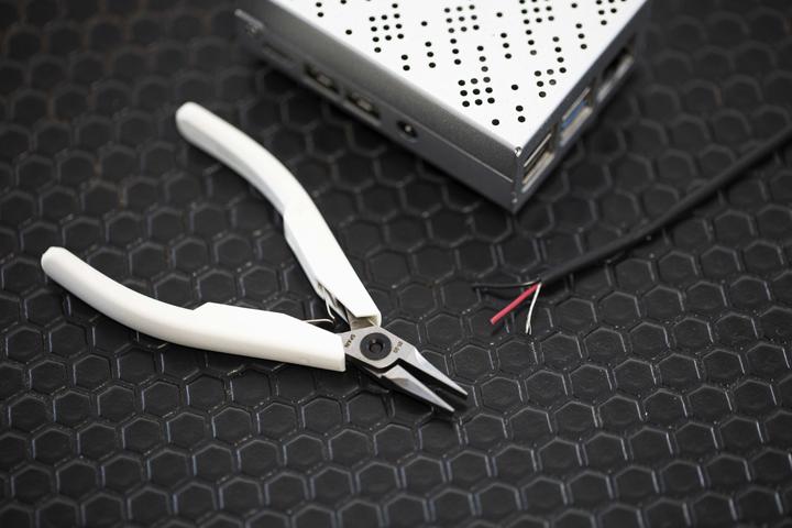 Actual product image Lindstrom Flat pliers 7490 Lindström (120 mm)