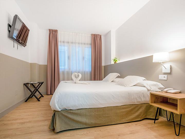 Immagine prodotto Smartbox Loisirs e distensione in famiglia: soggiorni e attività da vivere insieme (4 Persone)