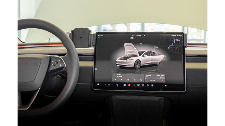 Actual product image Brodit ProClip Tesla Model 3 24-25