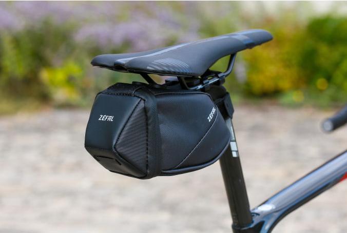 Actual product image Zefal Iron Pack 2 TF (0.90 l, Saddle bag)