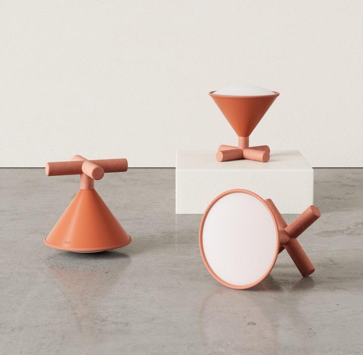 Image du produit Nanoleaf Umbra Cono Portable Lamp (130 lm)