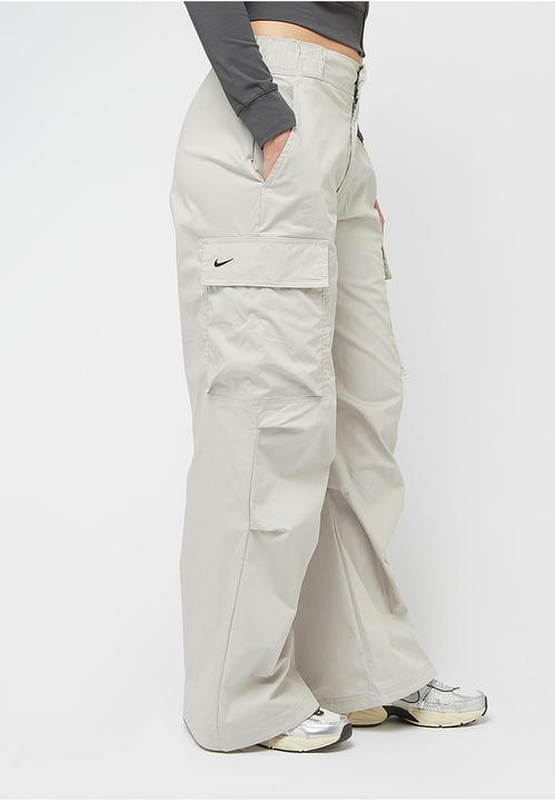 Actual product image Nike Sportswear Woven Oversized Pants - 201095 (XS)