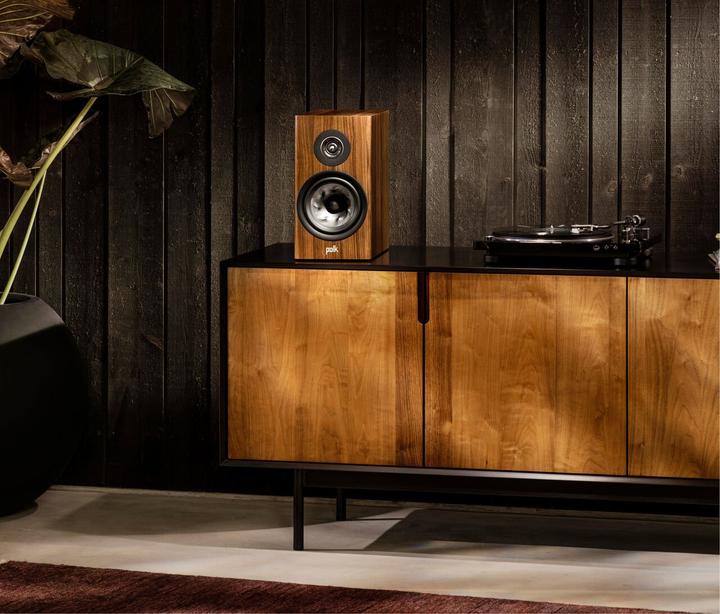 Actual product image Polk Reserve R200 (1 pair)