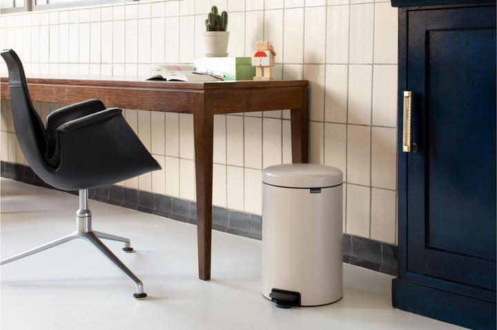 Productafbeelding Brabantia Pedaalemmer NewIcon 20 l, zacht beige (20 l)