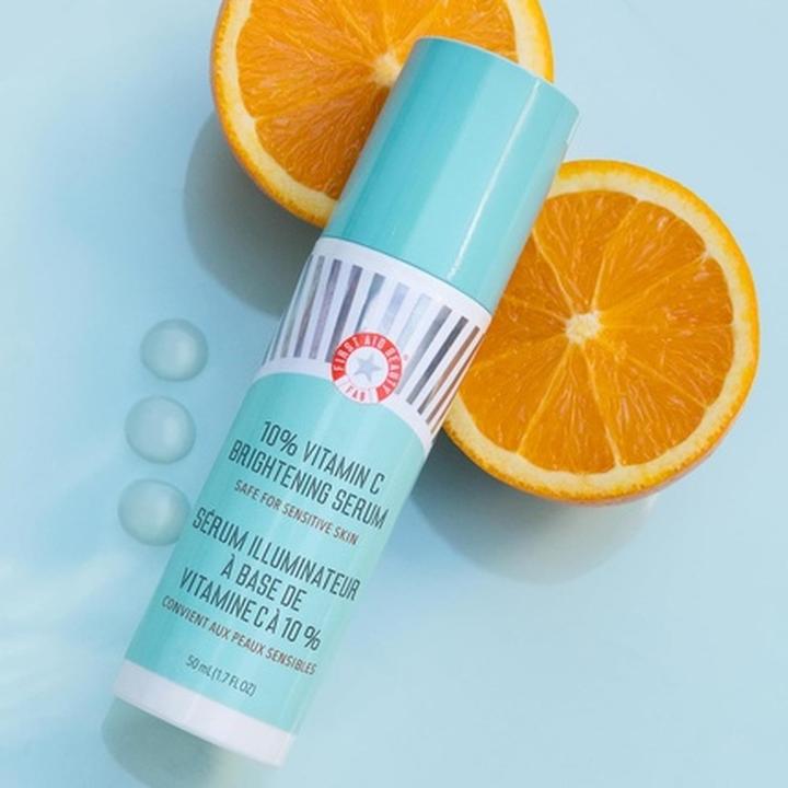 Produktbild First Siero Illuminante con 10 Vitamina C