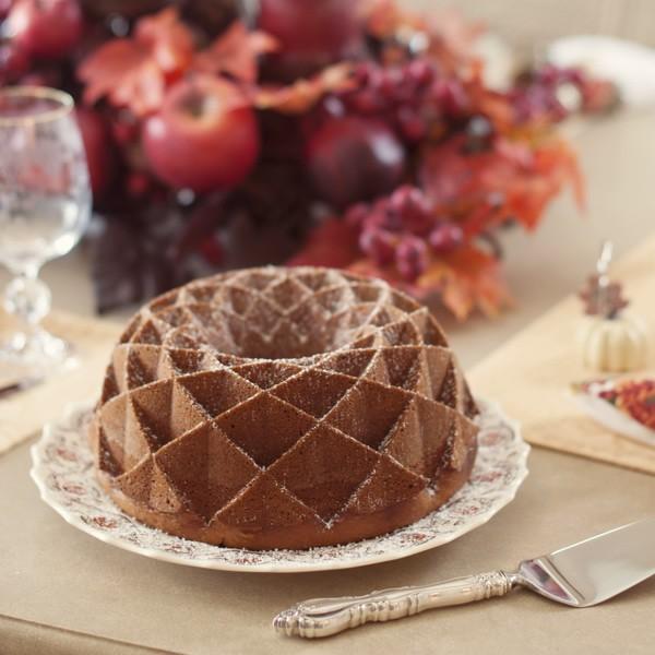 Actual product image Nordic Ware Jubilee Gugelhupf baking dish (24.40 cm)