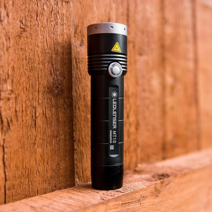 Actual product image Ledlenser MT10 with 1x CR18650 battery (12.80 cm, 1000 lm)