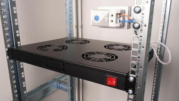 Actual product image equip Fan module for server enclosures, 4x fans RAL9005
