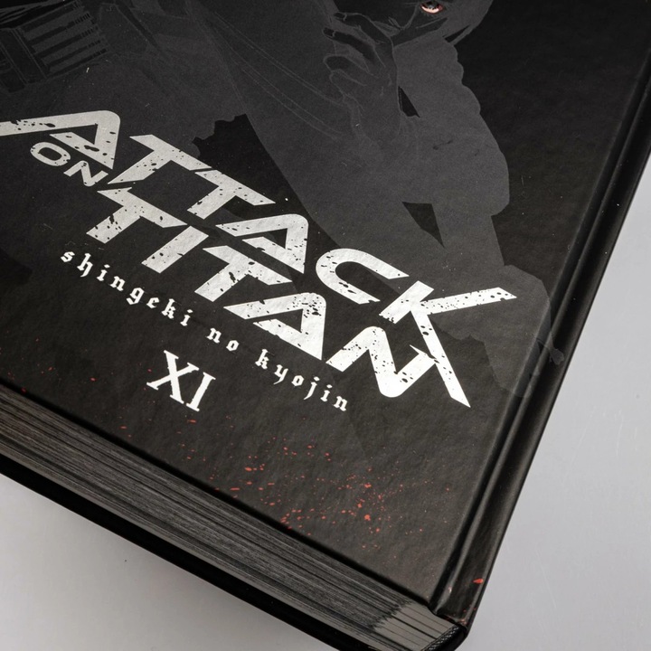 Produktbild Attack on Titan Deluxe 11 (Deutsch, Hajime Isayama, Claudia Peter, 2022)