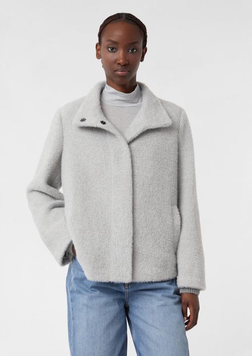 Produktbild Comma Outdoor-Jacke Langflorige weiche Jacke im Cape-Stil mit verdeckter Knopfleiste (36)