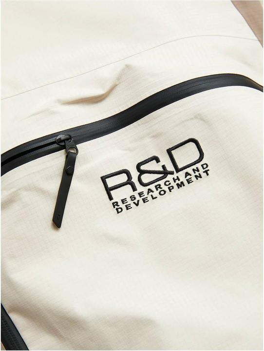 Actual product image Peak Performance Vertical Gore Tex Pants (M)