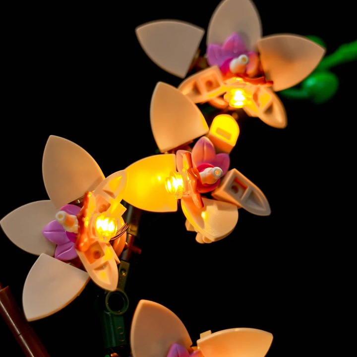 Actual product image BrickBling LED Licht Set für LEGO Mini-Orchidee (10343)