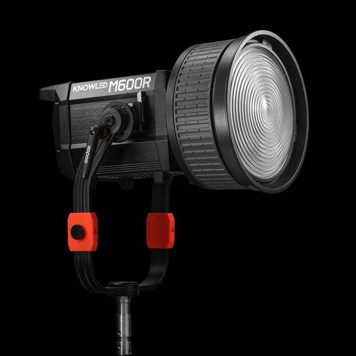 Actual product image Godox Fresnel Lens (Bowen's Mount) 10 inch BF10 (Godox)