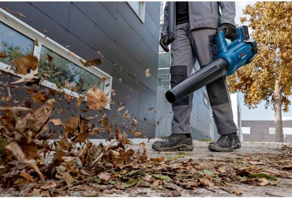 Actual product image Bosch Professional GBL 18V-750 Solo (Rechargeable battery operated, Leaf blower)