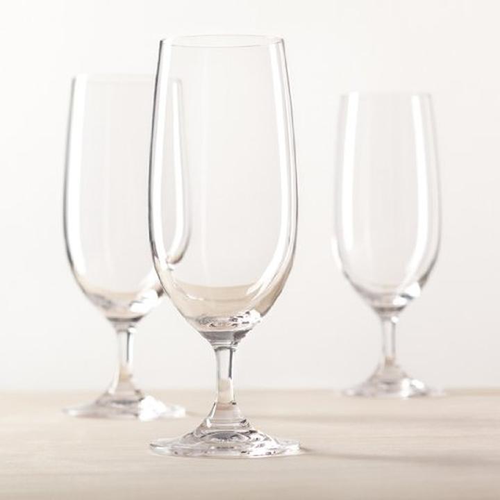 Actual product image Leonardo Daily (0.36 l, 6 x)