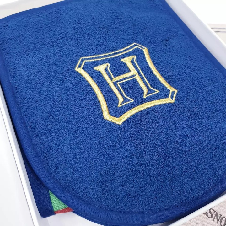 Actual product image Le Creuset Hogwarts Houses double glove (Cotton, Nylon)