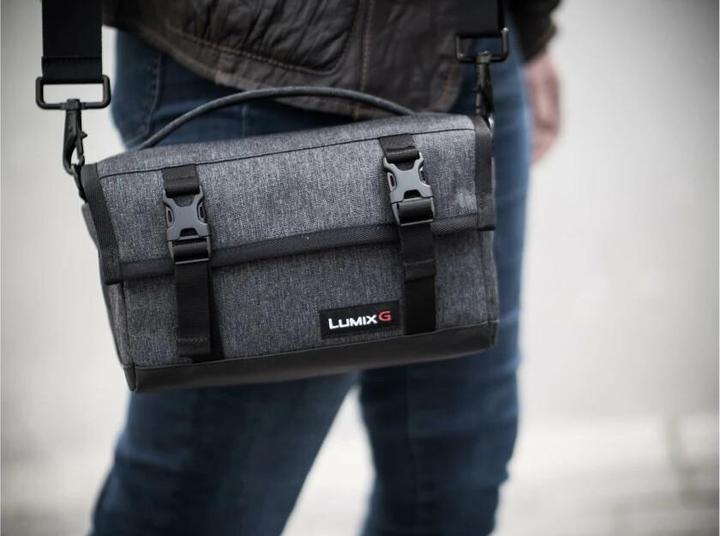 Produktbild Panasonic Schultertasche DMW-PS10 (Kamera Schultertasche, 3 l)