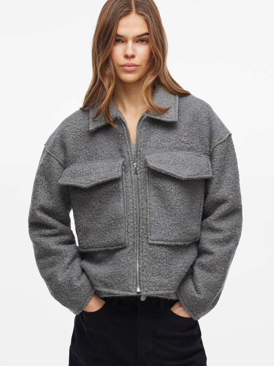 Actual product image Vila Reissverschluss Jacke (40)
