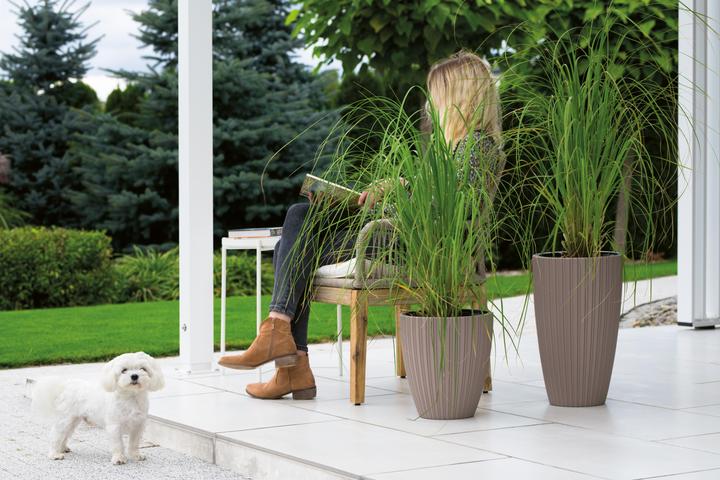 Image du produit ‎Form Plastic Flowerpot Form Plastic Mika, plastic, Ø 38.5 cm, brown (38.50 x 42 cm)