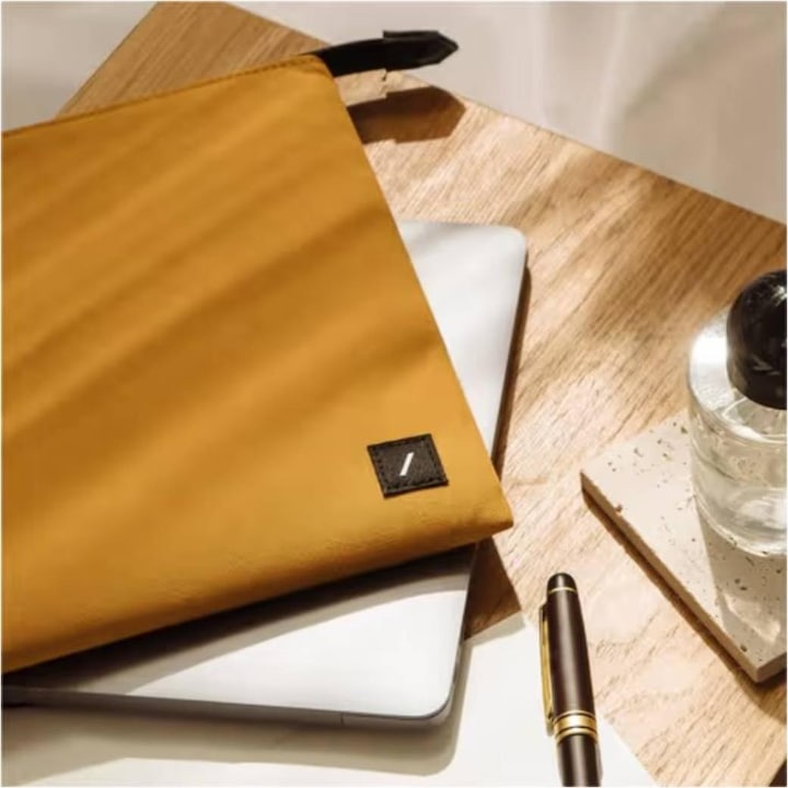 Actual product image Native Union W.F.A Sleeve for MacBook Pro 14 Orange MacBook Pro 14 (14.20")