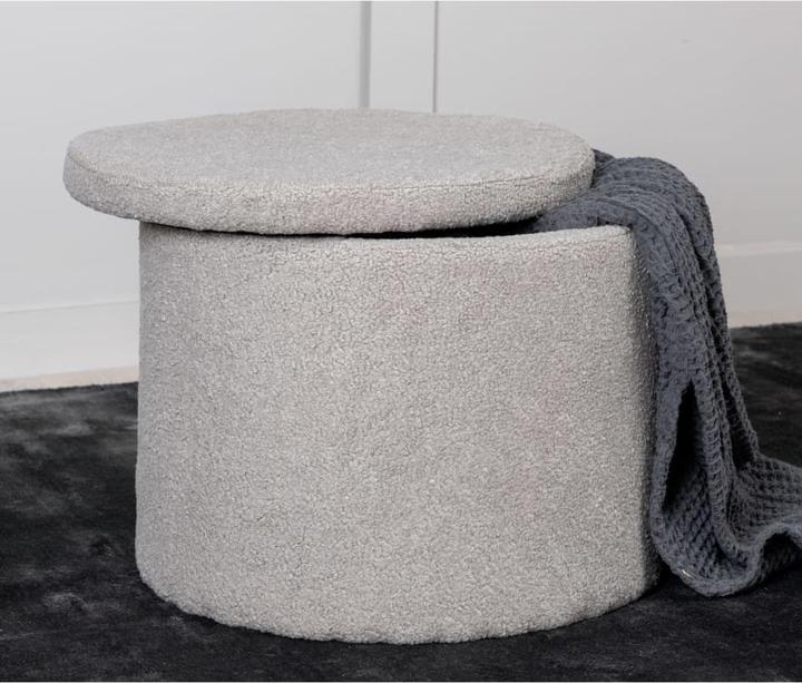 Actual product image Venture Home Jeffrey