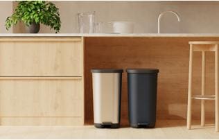 Actual product image Rotho Pedal bin (35 l)
