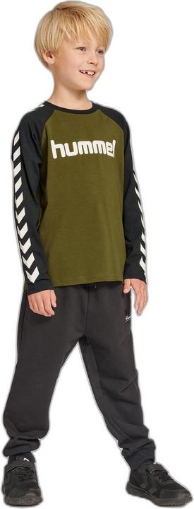 Actual product image hummel Boys T-Shirt L/S (140)