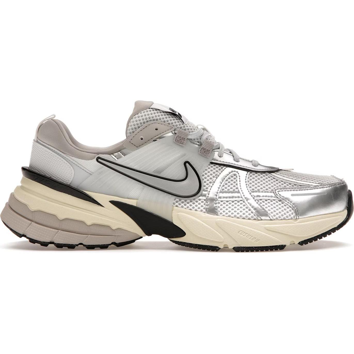 Nike, Donne, Sneaker, Damen-Sneaker V2K Run, Bianco, Argento, (40.5)