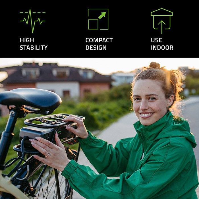 Actual product image Qoltec Ładowarka do baterii roweru elektrycznego 36V | 42V | 2A | 5.5*2.1 (E-bike charger)