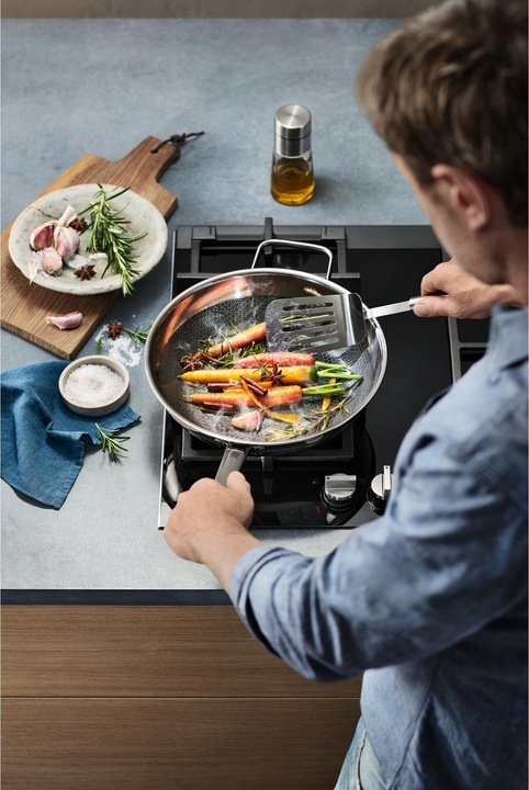 Productafbeelding WMF Serveer Smoorpan Roestvrij Staal 28cm Profi Resist Inductie Gecoat (28 cm, Koekenpan, Aluminium, Roestvrij staal)