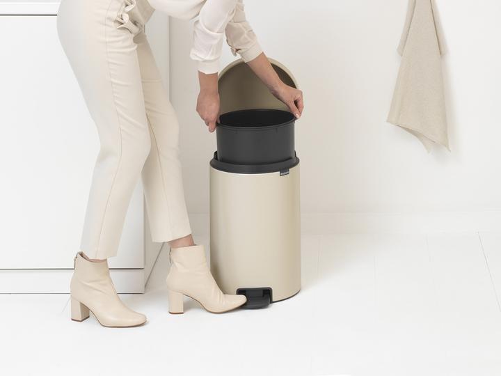 Productafbeelding Brabantia Pedaalemmer NewIcon 20 l, zacht beige (20 l)