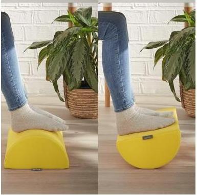 Actual product image Leitz Footrest in yellow (26 x 14 x 40.5 cm)