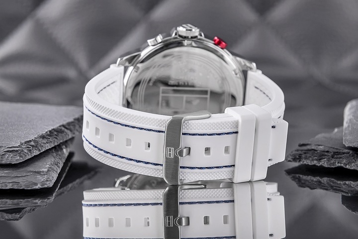 Produktbild Tommy Hilfiger Luca Herrenuhr 1792148 + BOX (52 mm)