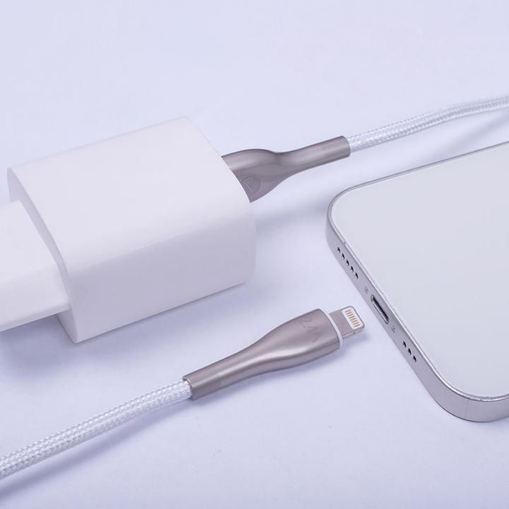 Produktbild Forever Schlankes Kabel USB - Lightning 1,0 m 2.4A weiss (1 m, 12 W)