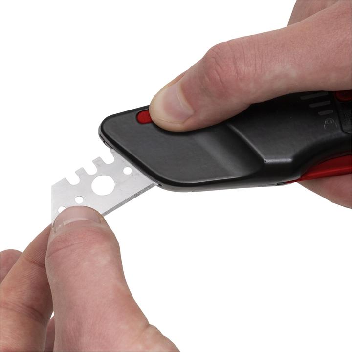 Actual product image Stier Premium safety cutter knife with 10 replacement blades, automatic blade retraction (Cutters)