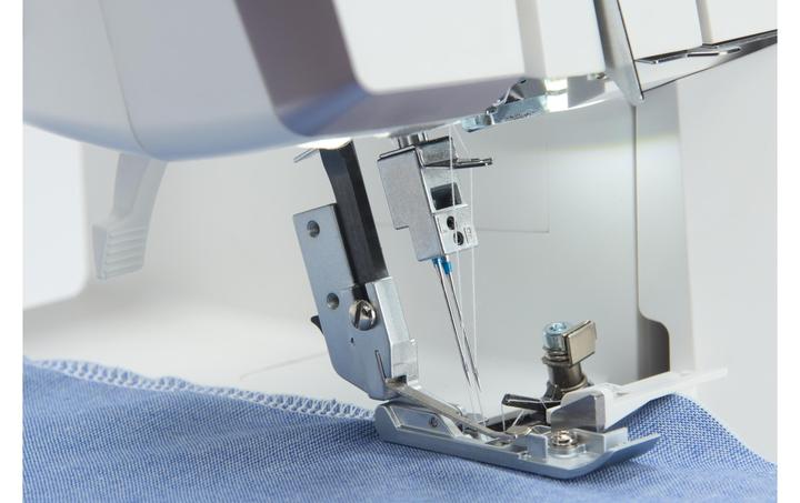 Image du produit Husqvarna Overlock-Nähmaschine Amber S 300 Weiss