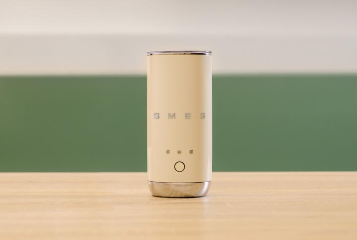 Immagine prodotto Smeg Montalatte (180 ml)