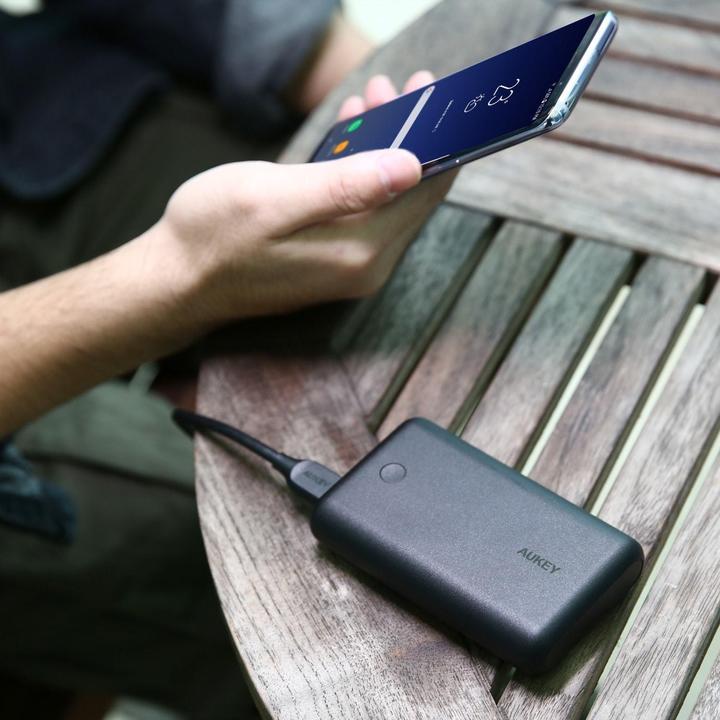 Produktbild Aukey Pb-Xd10 (10050 mAh, 18 W, 37.19 Wh)