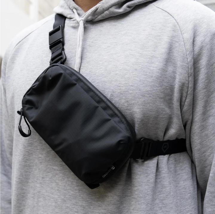 Actual product image Wandrd Carry Strap (Hip belt)