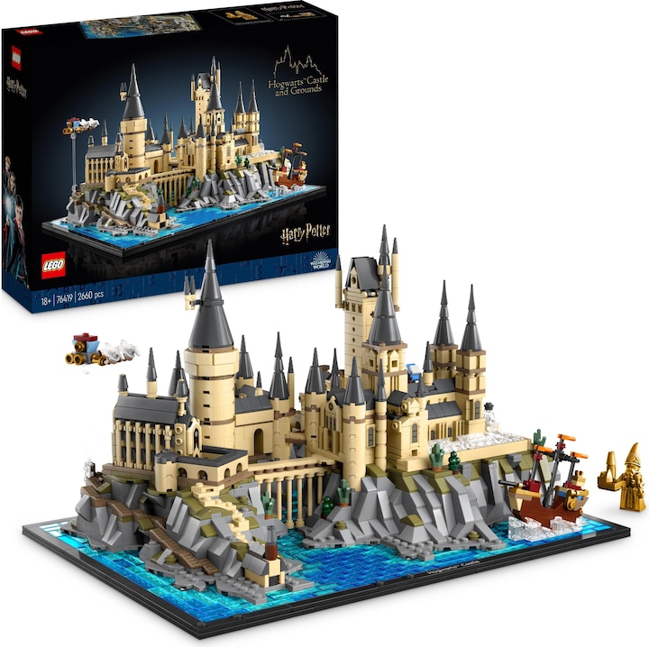 Actual product image LEGO Hogwarts Castle and Grounds (76419, LEGO Harry Potter)