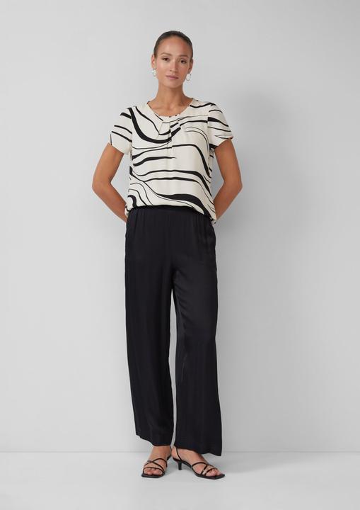 Immagine prodotto s.Oliver Bluse Kurzarmbluse mit Rundhalsausschnitt und All-over-Print (36)
