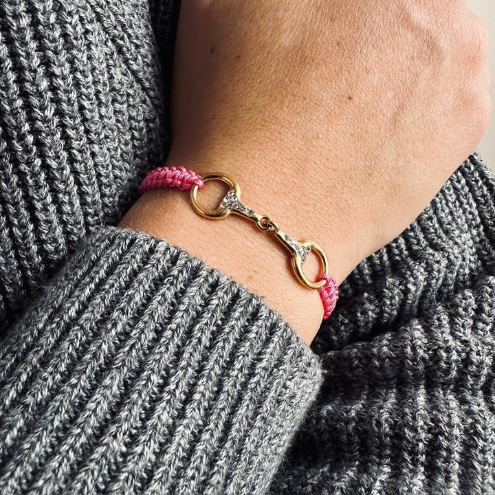 Actual product image Equestrian Shop Taka (Fine gold, Nylon, Stainless steel)